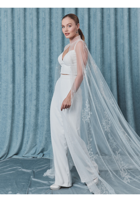 Poirier C-75107 Umhang gold ()