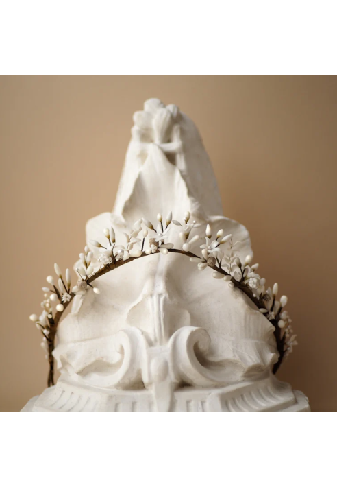 Lizeron Isabelle Tiara Weiß