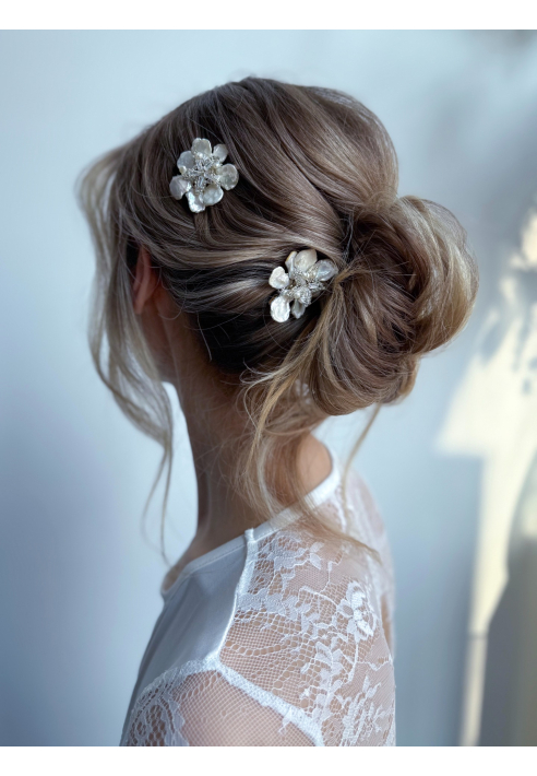 Sally Jane Bridal Lilly Haarspange Silber ()