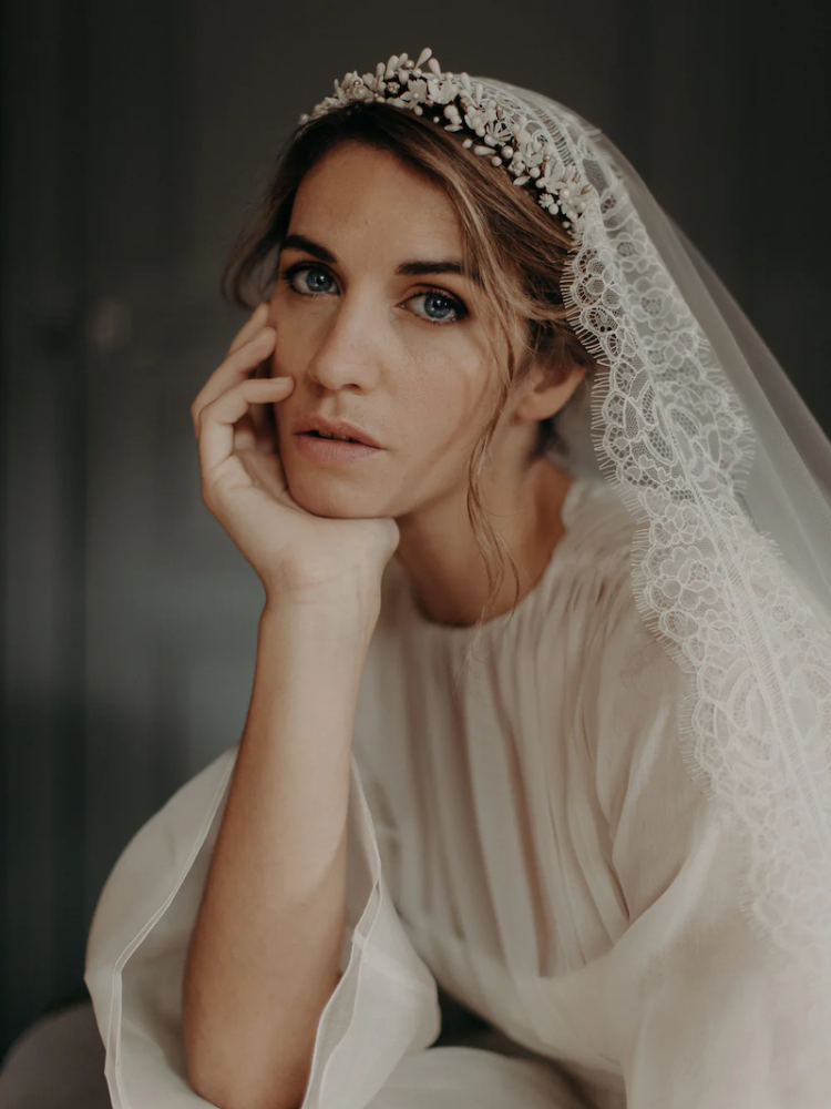 Lizeron Clementine Tiara Weiß main product photo